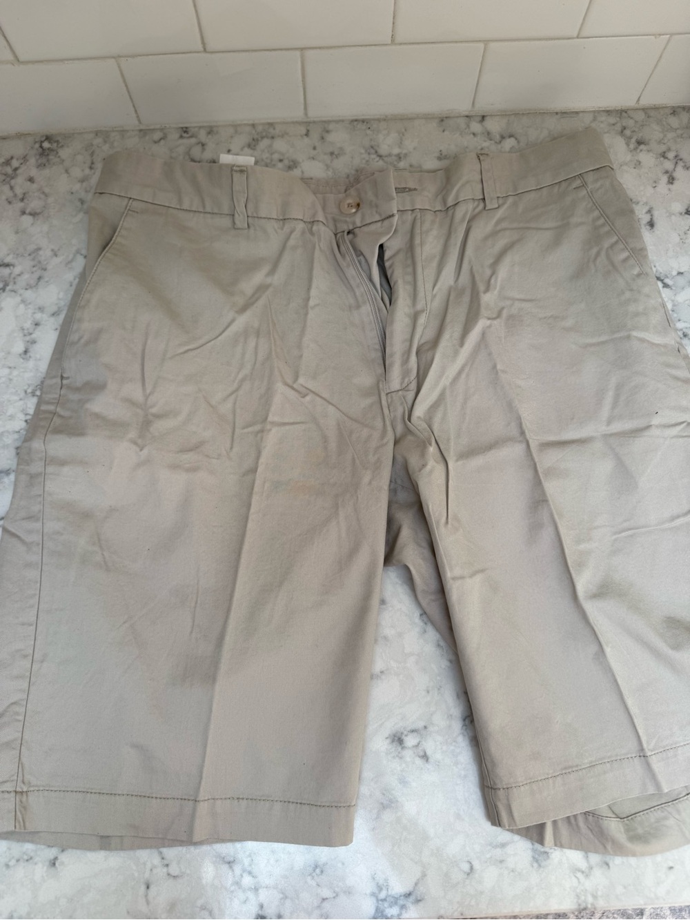 Axist Men's Light Khaki Flat-Front Shorts
